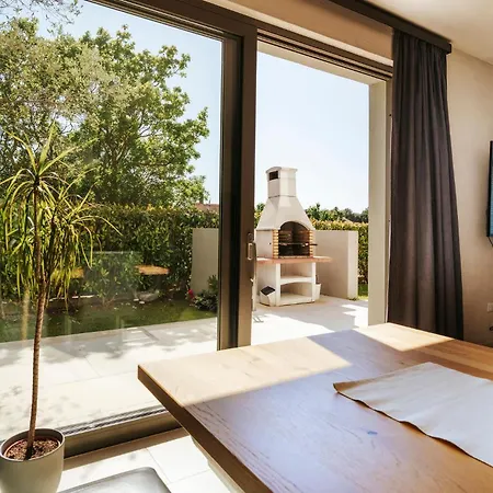 Mima Ferienhaus Pula