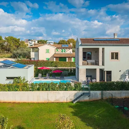 Holiday home Mima