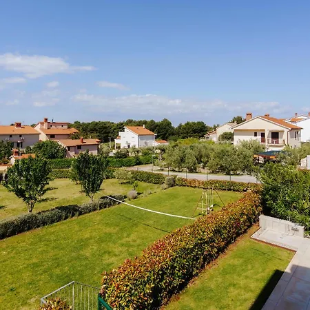 Holiday home Mima Pula