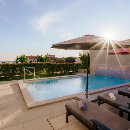 Holiday home Mima Pula